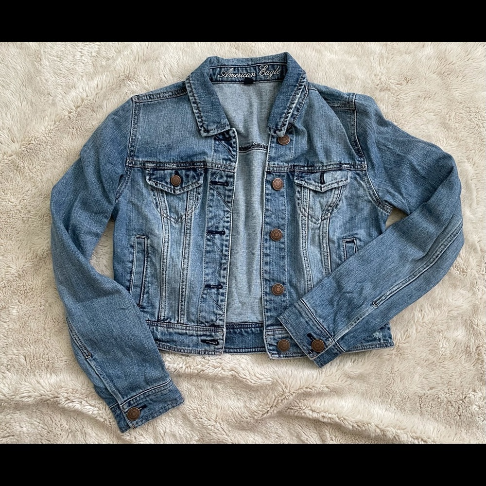 American Eagle Jean Jacket - M